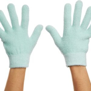 Gel-lined moisturizing gloves for cracked hands