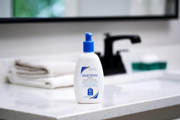 Vanicream Gentle Facial Cleanser with - Image 9