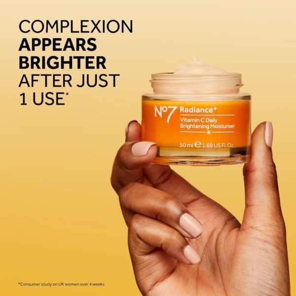 No7 Radiance+ Brightening Vitamin C - Image 4