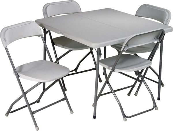 Adjustable large-surface tables for versatile use